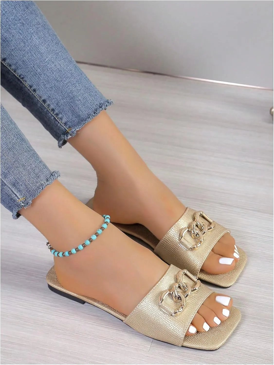 GORGLITTER Women's Sparkly Jeweled Flat Sandals Dressy Open Toe Glitter Shiny Slippers Slip-on Shoes