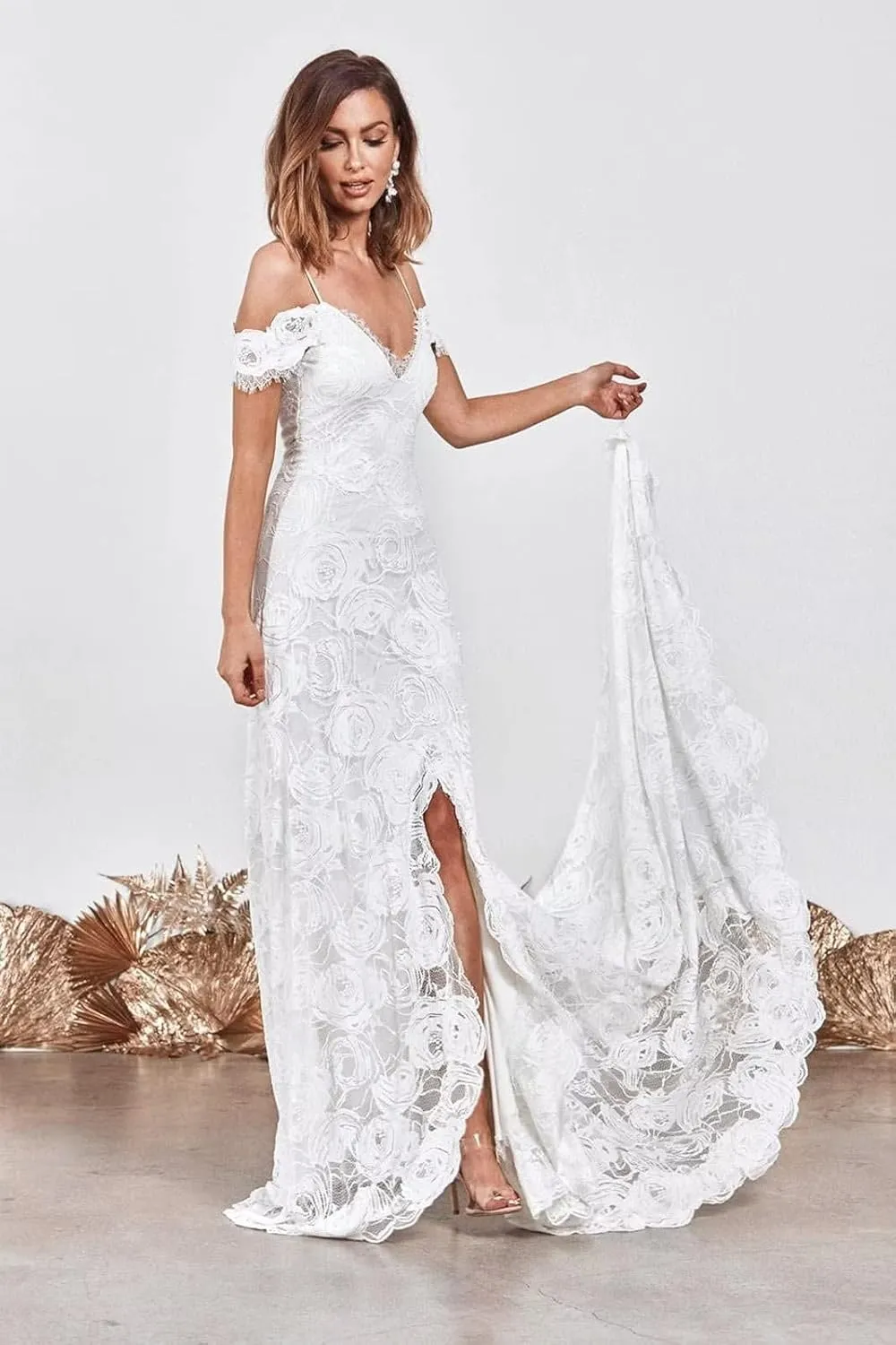 Simple Boho Wedding Dresses for Bride 2024 Mermaid Lace Spaghetti Straps V Neck Beach Bridal Gowns