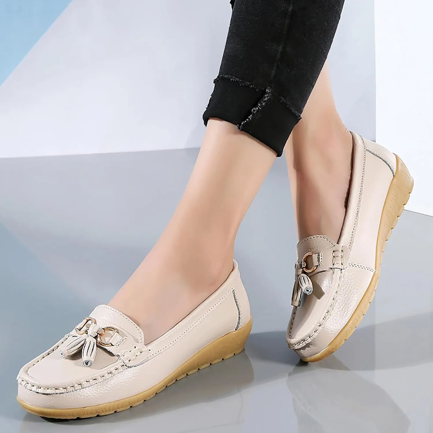 Solaud Women's Comfort Loafers Slope Heeled Moccasins Leather Loafer Casual Round Toe Soft Leather Wedge Pumps Breathable Slip On Walking Office Lightweight Shoes