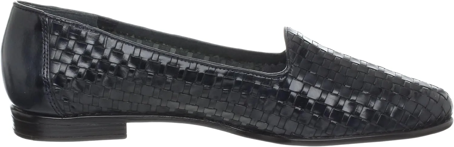 Trotters Women's Liz Tumbled Ballet Flat