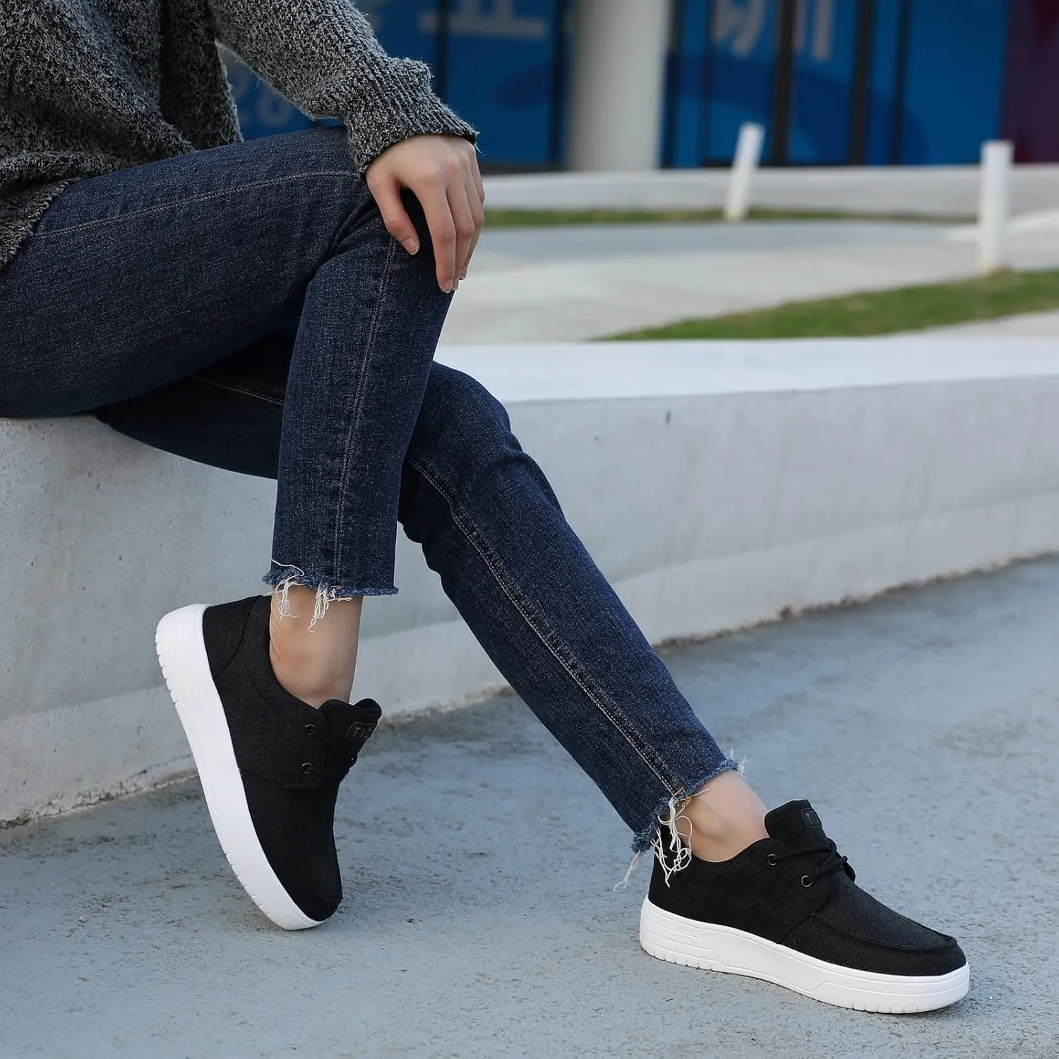 Women's Arch Support Shoes Lace Up Orthopedic Sneakers Comfortable Canvas Loafers Casual Walking Shoes for Plantar Fasciitis Foot Pain Relief