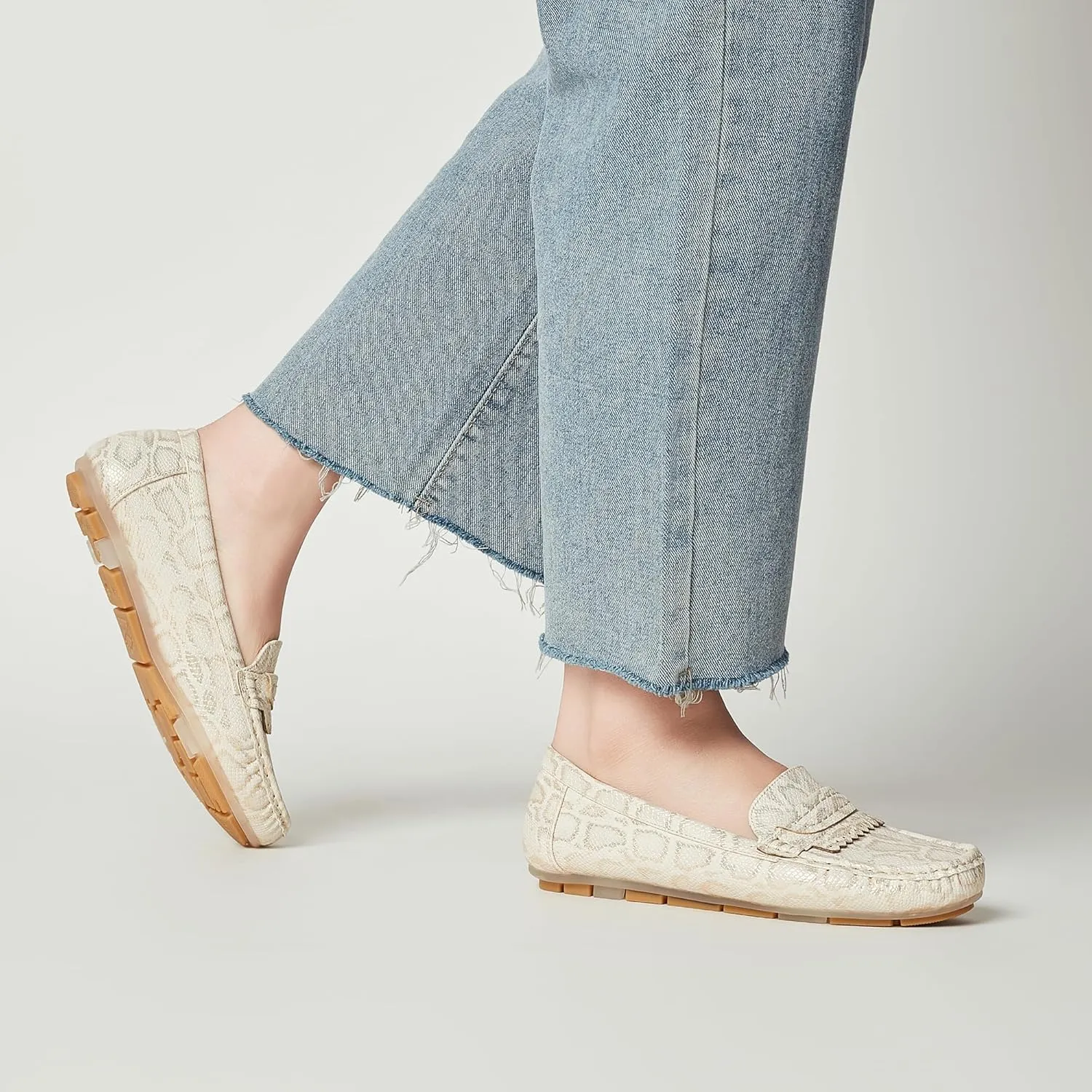 Women's Business Loafers Work Casual Flats Shoes Lightweight Penny PU Leather Slip On Walking Shoes